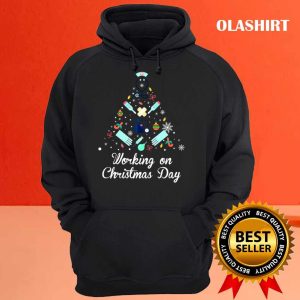 New Working On Christmas Day Nurse And Medical Gift T shirt 3