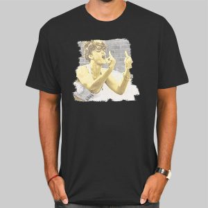 Middle Finger Hip Hop Rihanna T Shirt Cheap