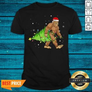 Sweet Santa Bigfoot Merry Christmas Tree Shirt