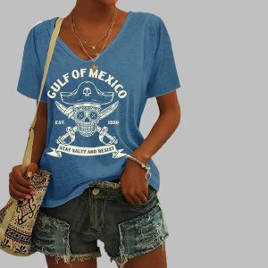 Women’s Gulf Of Mexico Est 1550 Stay Salty And Resist Print T-Shirt