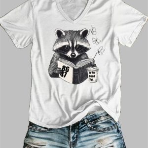 Women’s Raccoon Is He Dead Yet 7647 V-neck T-shirt Women’s Raccoon Is He Dead Yet 7647 V-neck T-shirt
